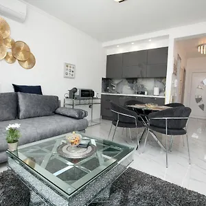  Apartment Katja Malo Misto